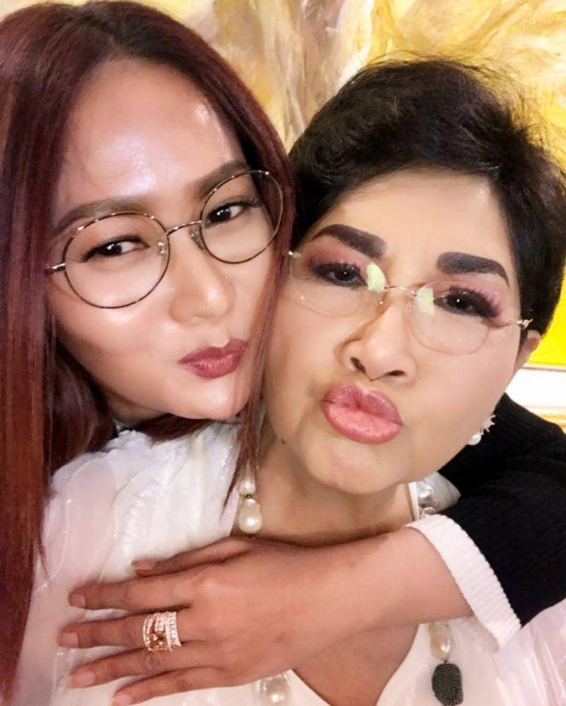 Instagram.com/inul.d